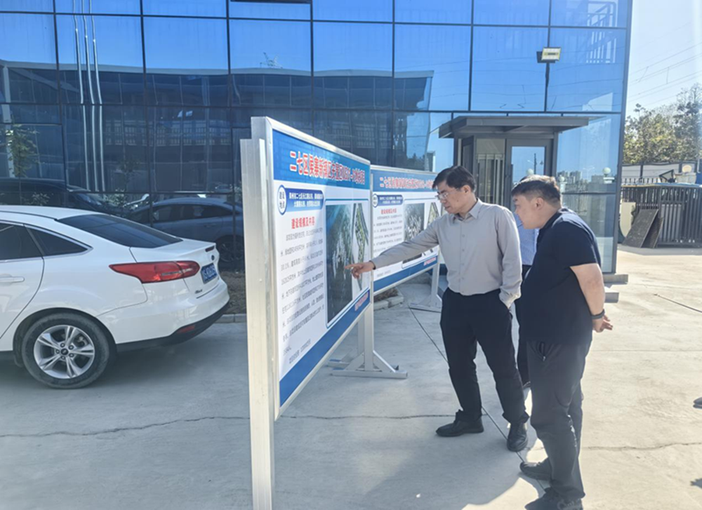 半岛网页版登入界面-半岛online(中国)党委书记、董事长汪洋到侯寨新镇区安置区项目调研项目建设工作